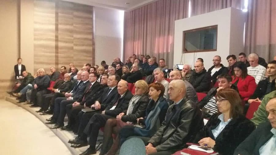 Ilustracija članka: Podravka braniteljima u BiH ponudila otkup tisuća tona voća i povrća, rade i na smilju