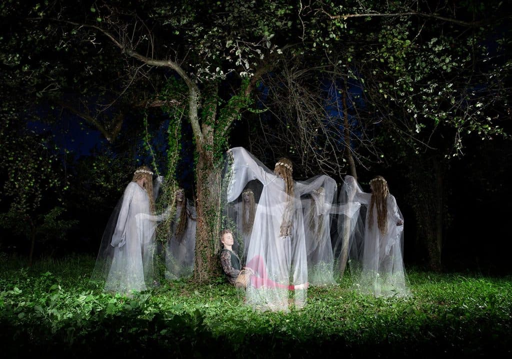 Ilustracija članka: Gruđani s vilama plesali kolo, Širokobriježani ih se boje, a Čitlučani nazvali brdo po njima