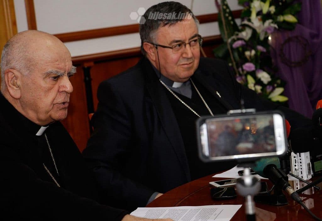 Ilustracija članka: BiH lani napustilo 18.500 vjernika, Hercegovinu u pet godina 15.000