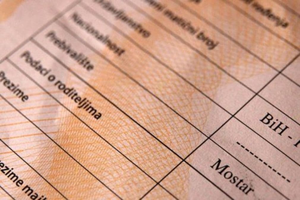 Ilustracija članka: Rodni list će se naplaćivati 0,39 feninga, a vjenčani list 1,72 KM