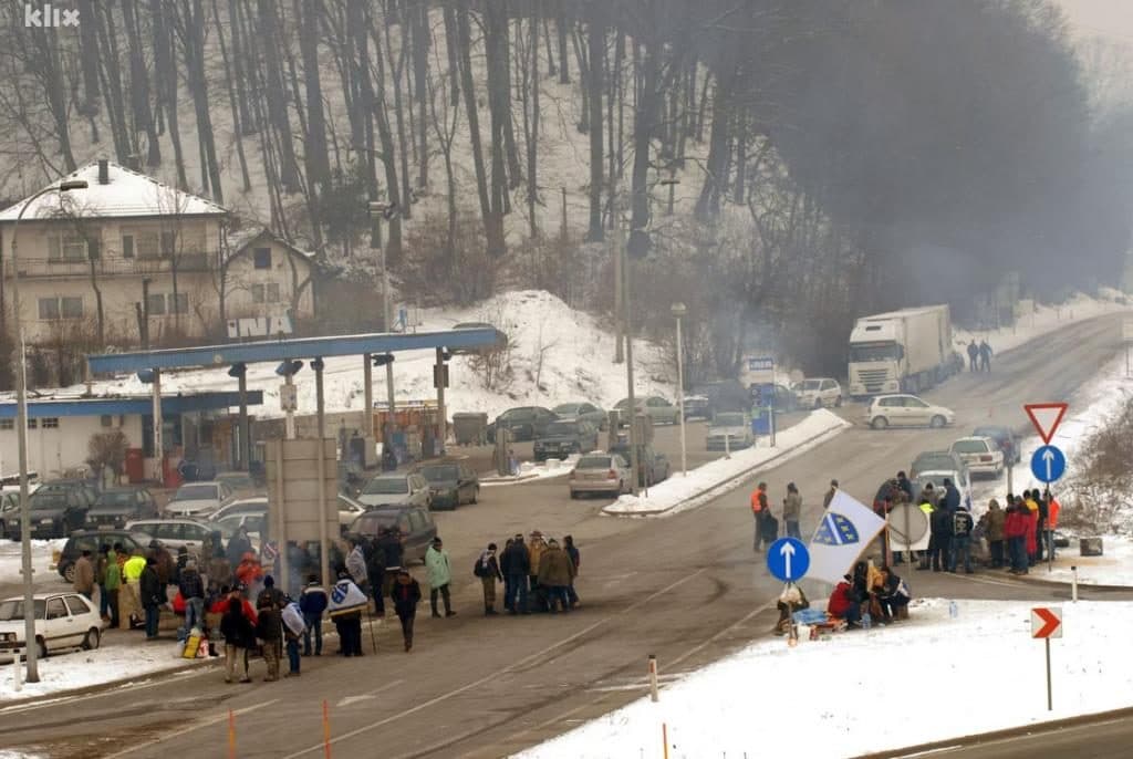 Ilustracija članka: Vlado Marušić o trenutnoj situaciji i prosvjedima: U narednom periodu sve snage usmjerit ćemo na SDA, HDZ i SBB