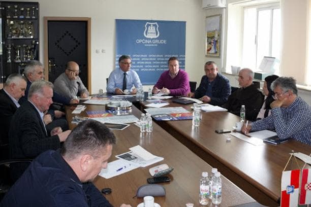 Ilustracija članka: Susreti – najljepši spomen na braću Šimić