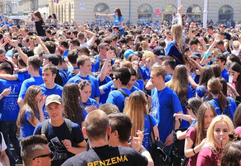 Ilustracija članka: Maturanti vandalizirali Tomislavgrad, jedan učenik završio u bolnici