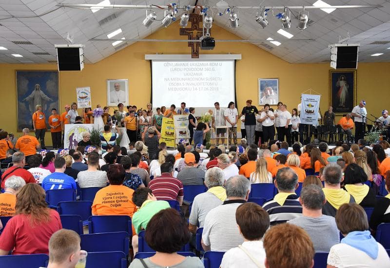 Ilustracija članka: Župljani Međugorja omogućili besplatan boravak za 1700 hodočasnika