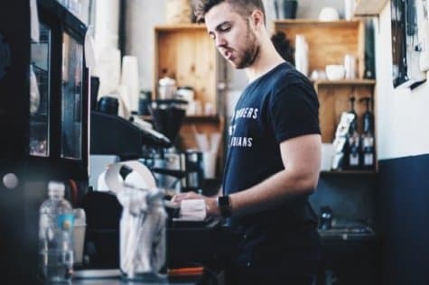 Ilustracija članka: Očaj u Dalmaciji zbog nedostatka radnika: Nitko iz okruženja više ne želi raditi za crkavicu