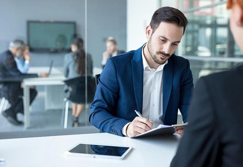 Ilustracija članka: Poslodavci u BiH će morati učiniti puno više da zadrže radnike