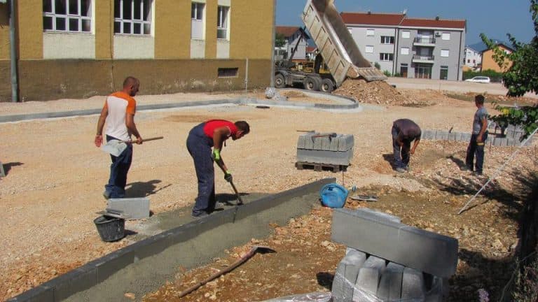 Ilustracija članka: Ljubuški: U vrijednosti od 850.000 KM grade se 4 igrališta, parkirališta, park…