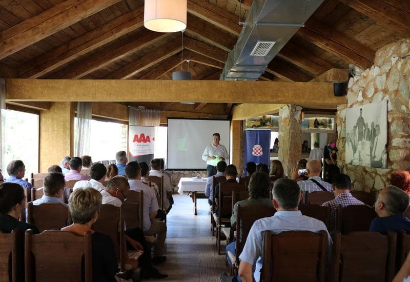 Ilustracija članka: Tko su bonitetno izvrsni u ŽZH?