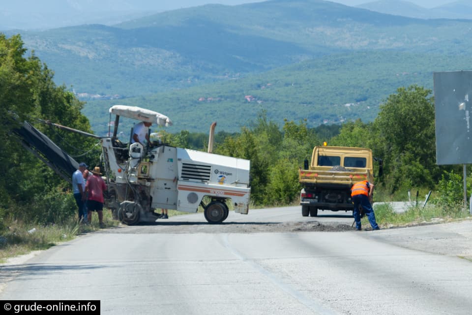 Ilustracija članka: Kreće obnova cesta Grude – Posušje i Privalj – Grude