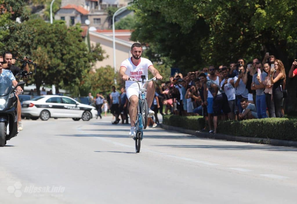 Ilustracija članka: Čapljinac oborio svjetski rekord u vožnji bicikla na zadnjem kotaču