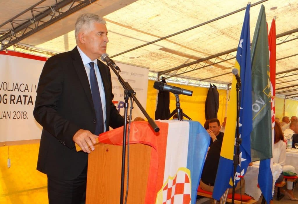 Ilustracija članka: Dva su entiteta, a tri naroda: Hrvati su najveći u BiH