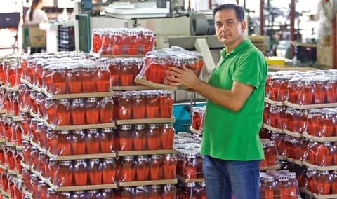 Ilustracija članka: Kako je obiteljska tvrtka iz Makarske od malih svjećara postala lider svjećarstva