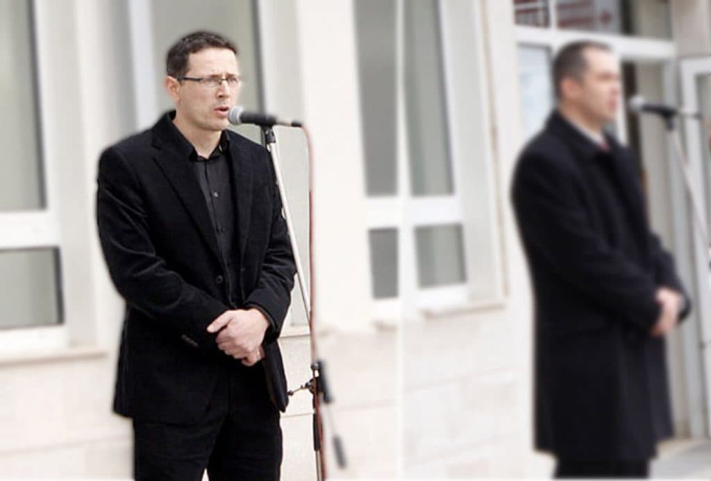 Ilustracija članka: Zbog 856 KM: Ravnatelju Doma zdravlja Široki Brijeg 10 mjeseci zatvora