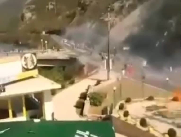 Ilustracija članka: Navijači Veleža objavili video sukoba s Ultrasima: “Molili su nas da prestanemo”