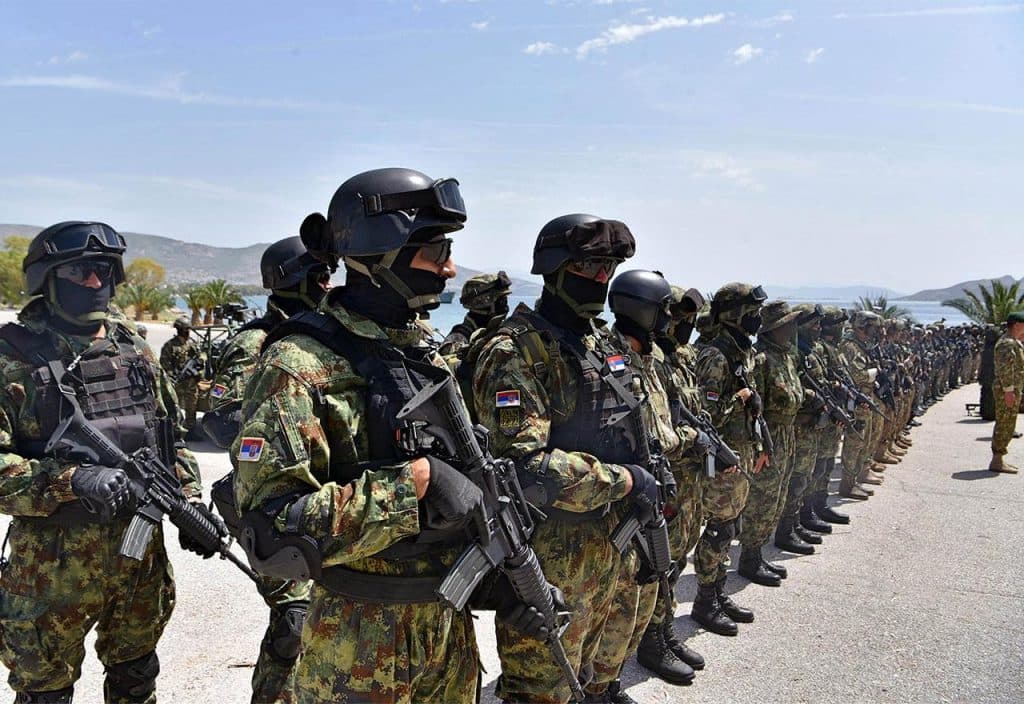 Ilustracija članka: Vučić naredio stavljanje Vojske Srbije u najvišu borbenu pripravnost