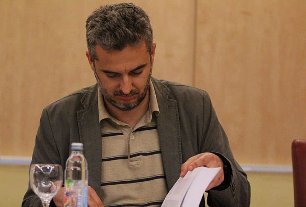 Ilustracija članka: Nino Raspudić: Izbor Komšića je dodatni čavao u lijes BiH