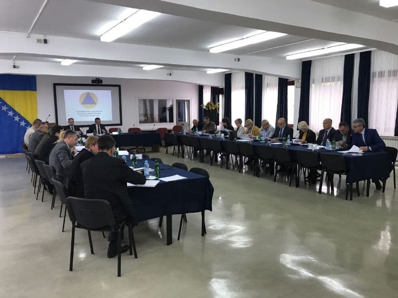 Ilustracija članka: Hrvati neće ni na sjednicu federalne Vlade?!