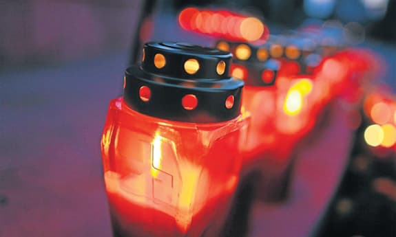 Ilustracija članka: Tragedija u Tomislavgradu: Preminuo dok je na groblju palio svijeće