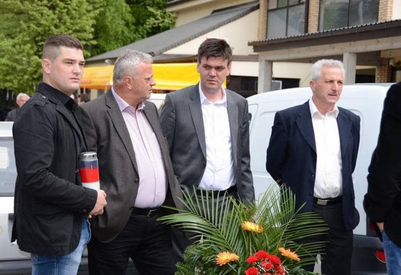 Ilustracija članka: Raskol u ”Devedesetki” zbog koalicije sa HDZ-om BiH