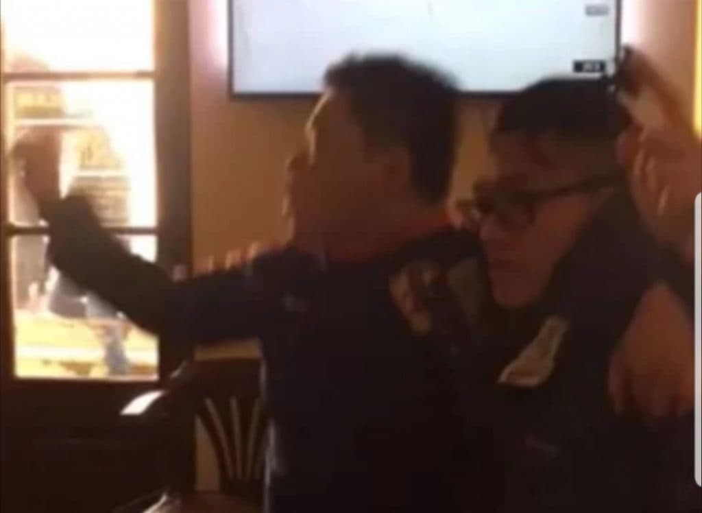 Ilustracija članka: Društvenim mrežama širi se snimka na kojoj dvojica Kineza u Imotskom pjevaju navijačke i uzvikuju ‘Za dom spremni’