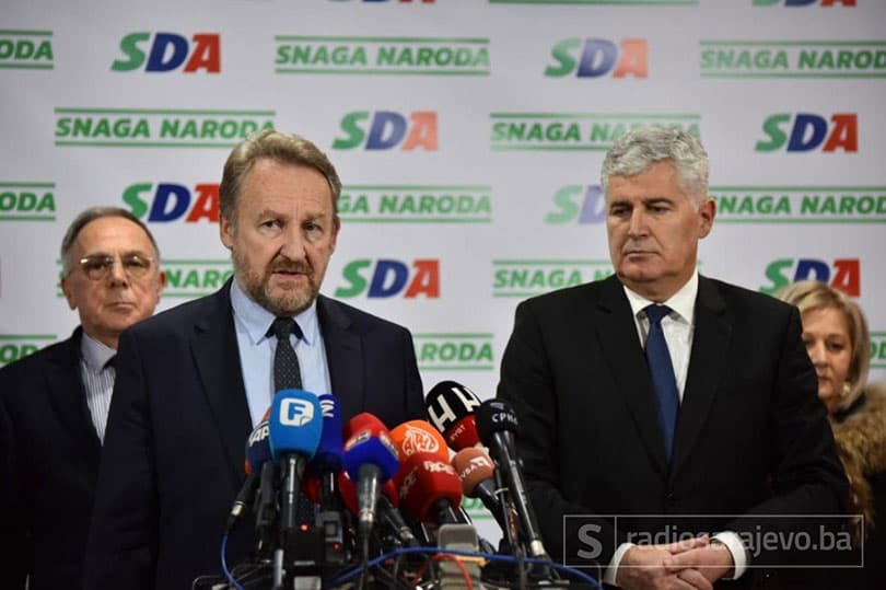 Ilustracija članka: Čović u centrali SDA: Nikad više dva bošnjačka člana Predsjedništva