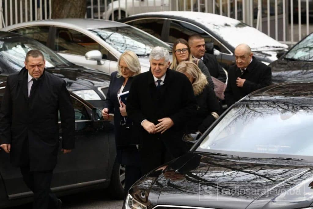 Ilustracija članka: HDZ i SDA na korak do koalicije na svim razinama