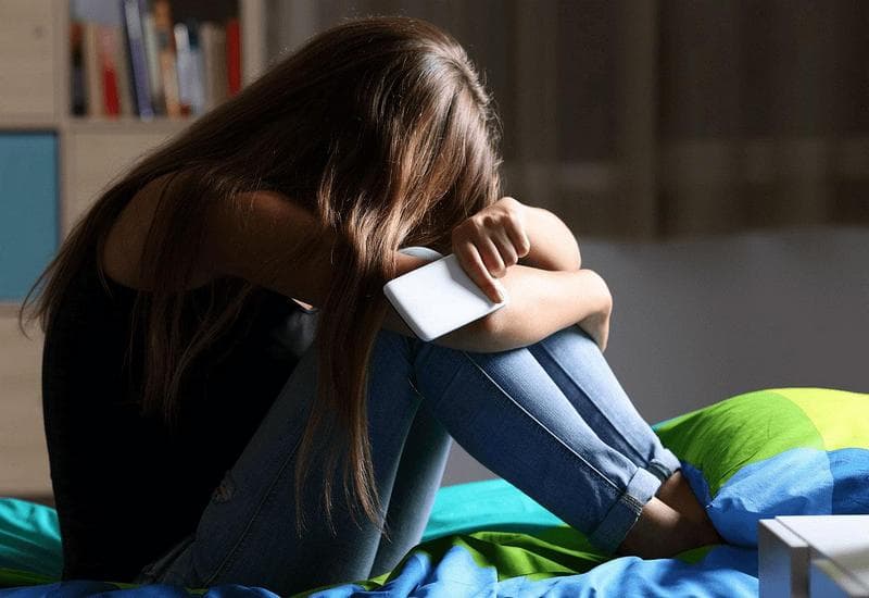 Ilustracija članka: Ekspanzija golih fotografija u Hercegovini, sustavne reakcije nema