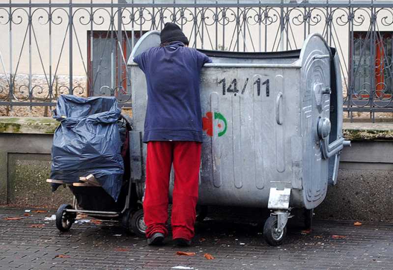 Ilustracija članka: U BiH gotovo 50 posto ljudi živi na rubu siromaštva