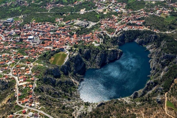 Ilustracija članka: GRAD IMOTSKI Od prvog svibnja kreće naplata ulaznica na jezera i tvrđavu Topanu