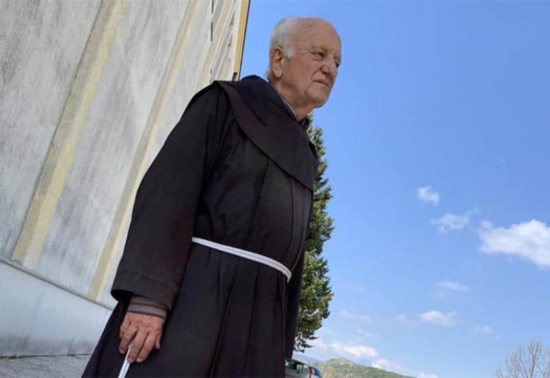 Ilustracija članka: Fra Kordić: Nikada nisam pipnuo neko dijete na taj način