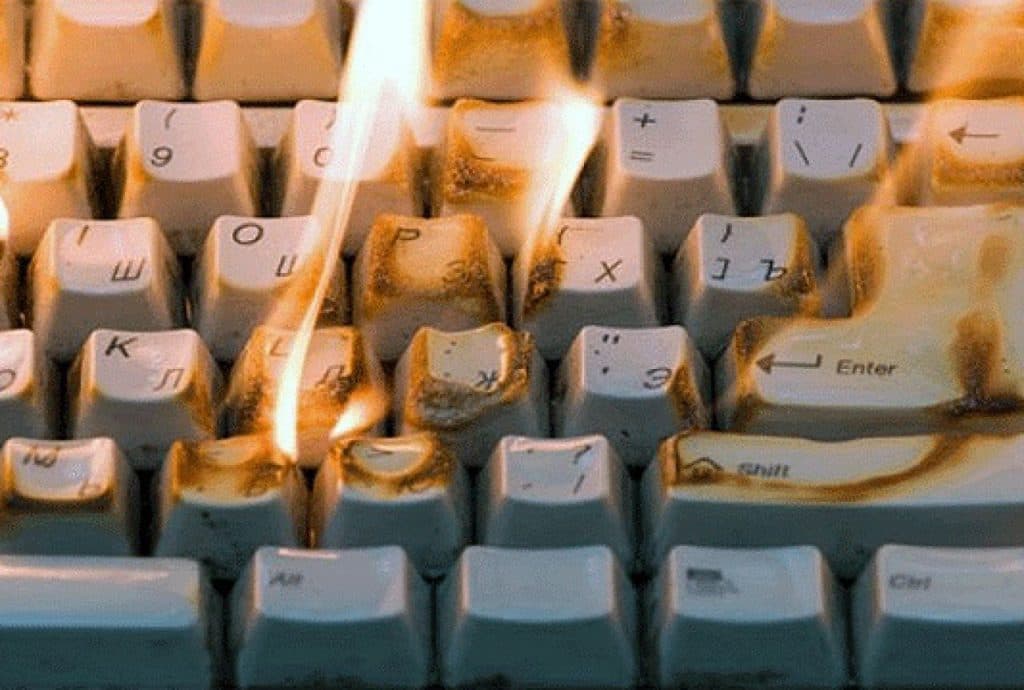 Ilustracija članka: VIDEO | Što je govor mržnje u online medijima i kako ga spriječiti