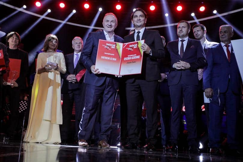 Ilustracija članka: Večernjakov pečat: Vatreni iz BiH proglašeni osobama godine