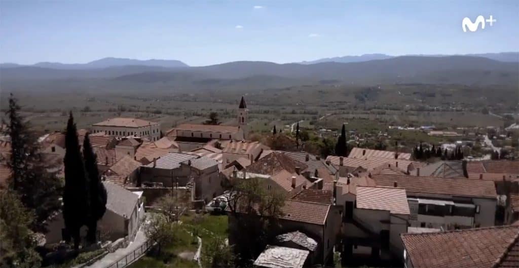 Ilustracija članka: Kakva reklama: Poznata TV kuća oduševljena ljepotama Imotskog