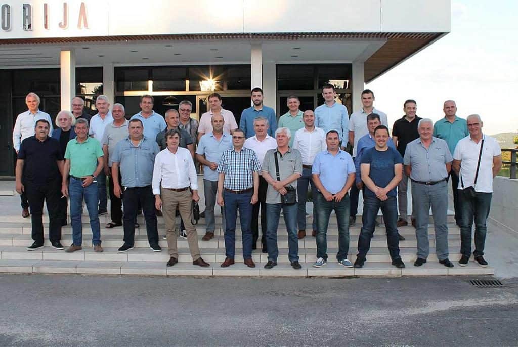 Ilustracija članka: Članovi Udruge gospodarstvenika Posušje zaposlili novih 175 zaposlenika