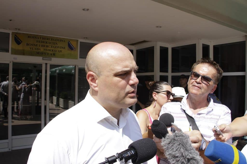 Ilustracija članka: Razgovarano o broju djelatnika i uvjetima za podizanje sva tri pogona Aluminija