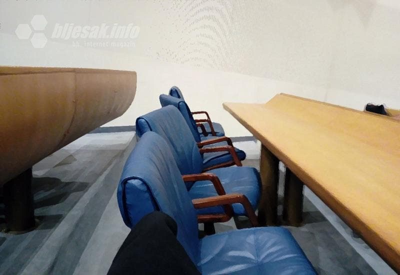 Ilustracija članka: Državni službenici kreću u štrajk