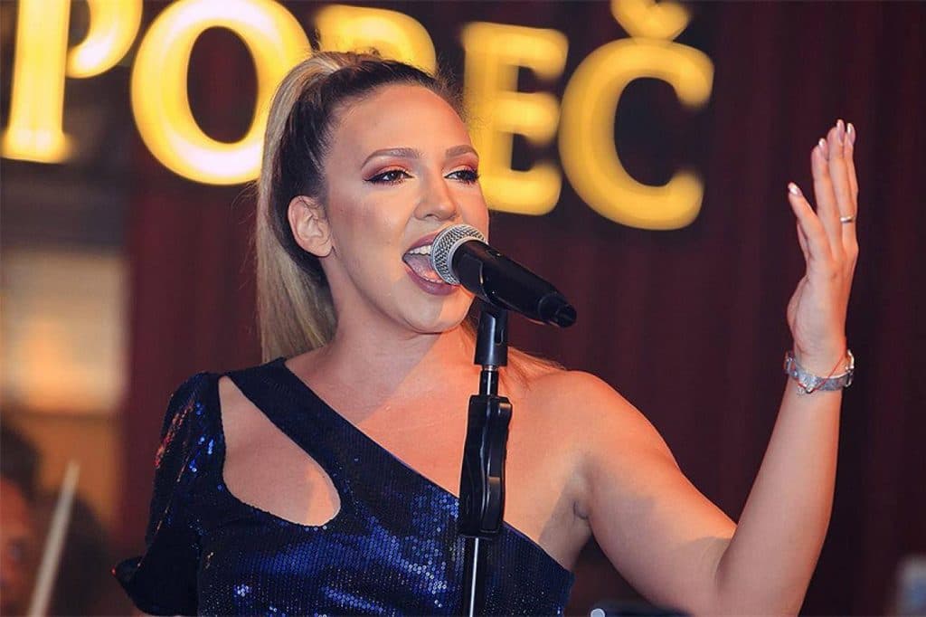 Ilustracija članka: Mladi Hrvati slušaju cajke više nego hrvatsku glazbu