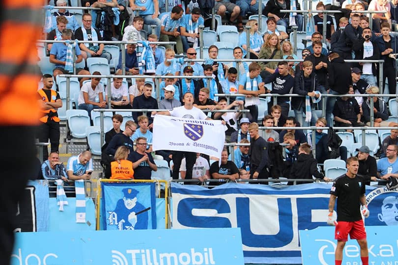 Ilustracija članka: “J***** vam mater ustašku”: Navijači Zrinjskog dočekani u Švedskoj uz uvrede i sa ratnom zastavom Armije BiH