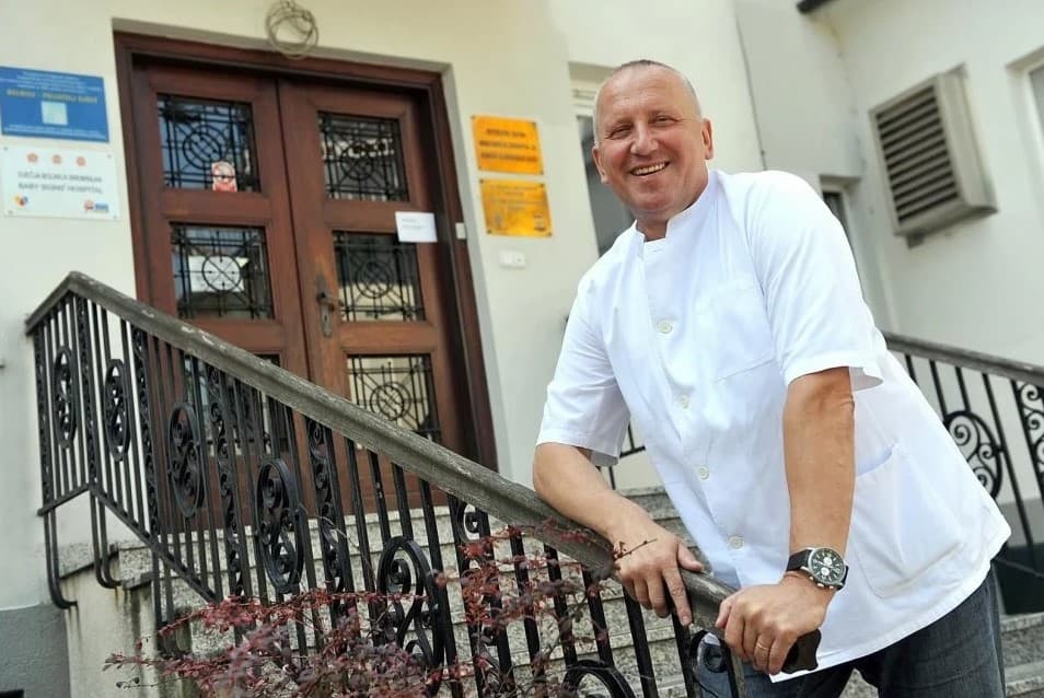 Ilustracija članka: PETICIJA Iz sata u sat raste podrška smijenjenom i omiljenom ravnatelju Srebrnjaka dr. Nogalu