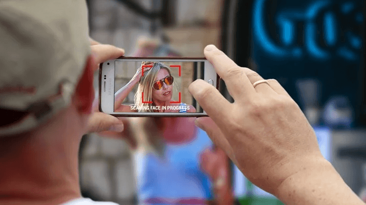 Ilustracija članka: Zastrašujuća aplikacija: Svatko vas može slikati na ulici i doznati sve o vama