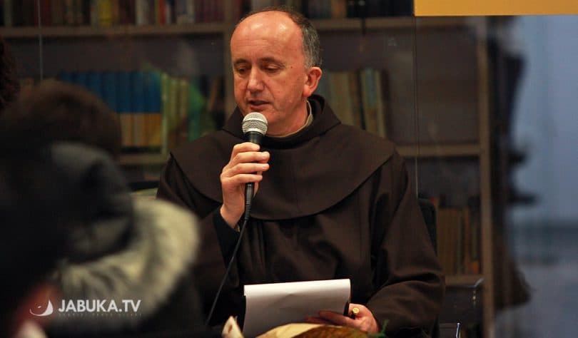 Ilustracija članka: Fra Miljenko Stojić: “Nažalost, nikada nećemo uspjeti pronaći kosti svih ubijenih franjevaca”