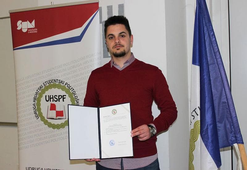 Ilustracija članka: Martin Mikulić treći put zaredom izabran za predsjednika HSPF-a