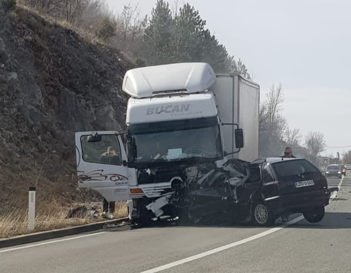 Ilustracija članka: U stravičnoj nesreći na Žovnici smrtno stradale dvije osobe