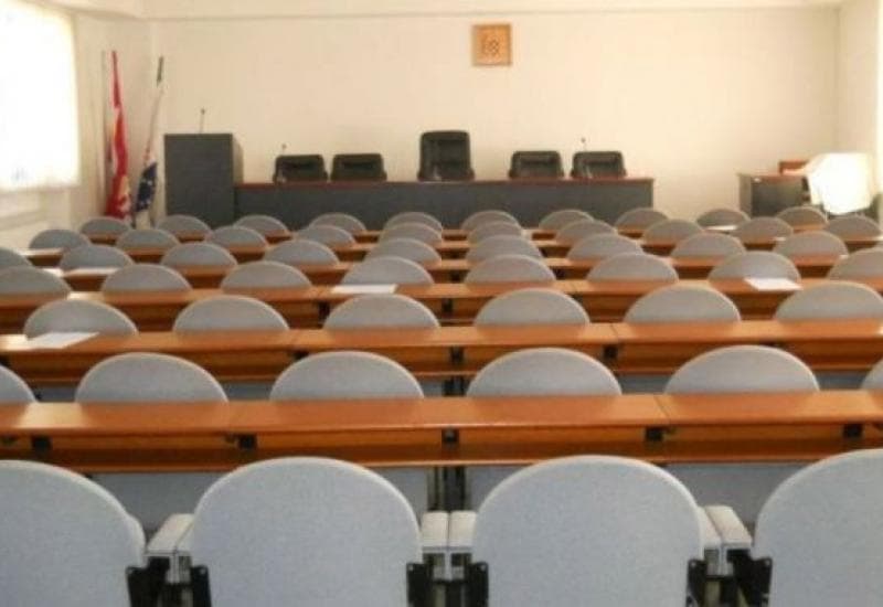 Ilustracija članka: Osniva li se nova stranka HDZ HB?