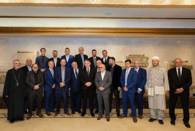 Ilustracija članka: Skandal: Komšić izvrijeđao predstavnika Hrvata u Kanadi