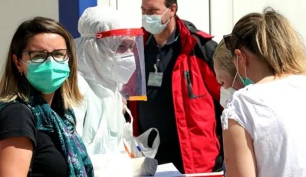 Ilustracija članka: Stožer Federacije BiH popušta mjere, stručnjaci smatraju da još nije vrijeme