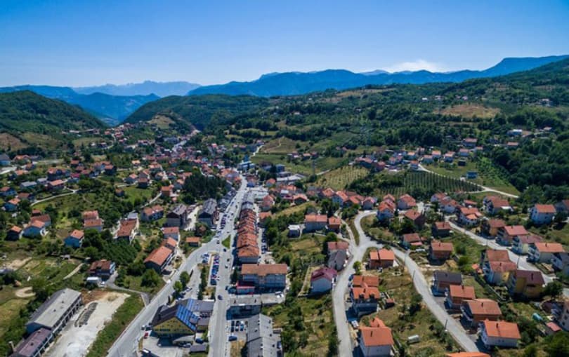 Ilustracija članka: Četiri osobe iz Rame koje su poštovale izolaciju, prisilno odvode u karantenu u Mostaru