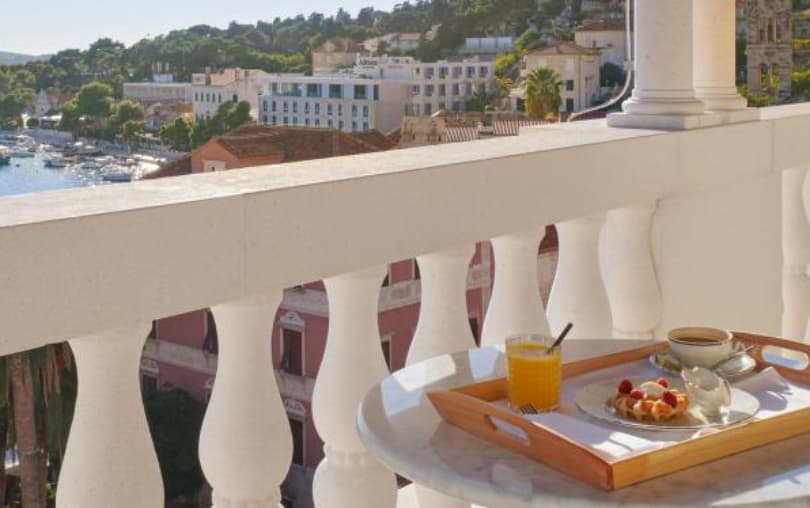 Ilustracija članka: Lažni iznajmljivač Imoćanki preko Fejsa ponudio njezin apartman