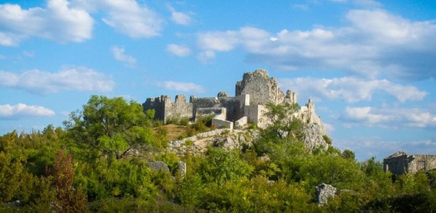 Ilustracija članka: Radovi na Starom gradu obogatit će turističku ponudu Ljubuškog