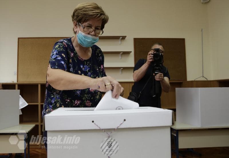 Ilustracija članka: Otvoreno 20 birališta u Mostaru